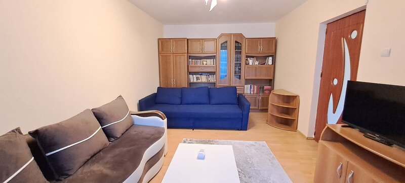 RAHOVA - Calea Rahovei, stradal, 2 camere, mobilat, utilat, tramvai 32